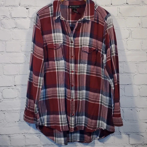 Fashion to Figure Tops - Red, blue and white flannel shirt